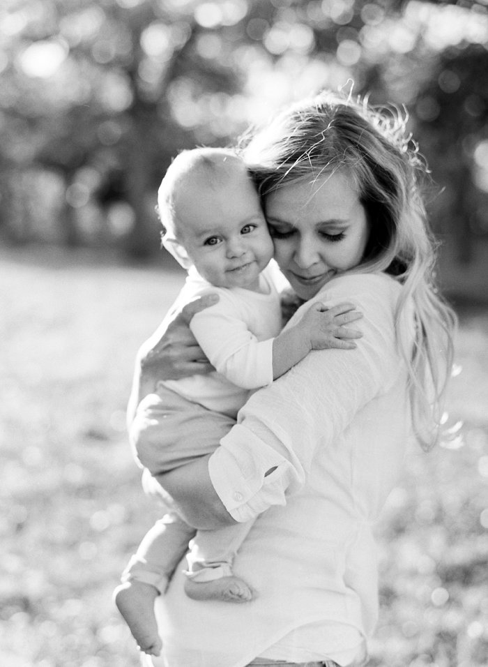 Mother and child session by Dallas photographer Jenny McCann.